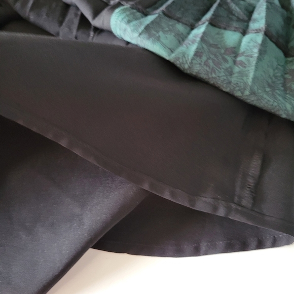 Banana Republic Pleated Skirt Size 4 Green - Picture 7 of 10